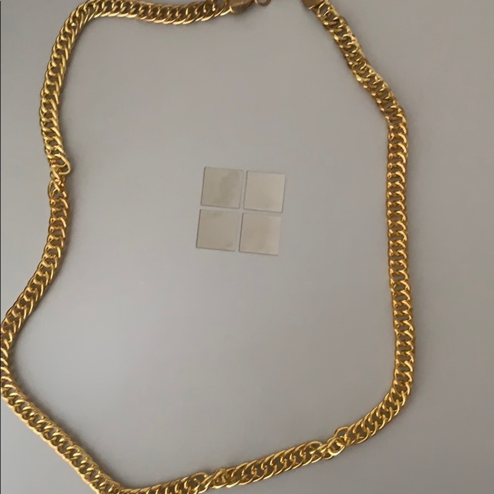 Gold urban outfitters chain